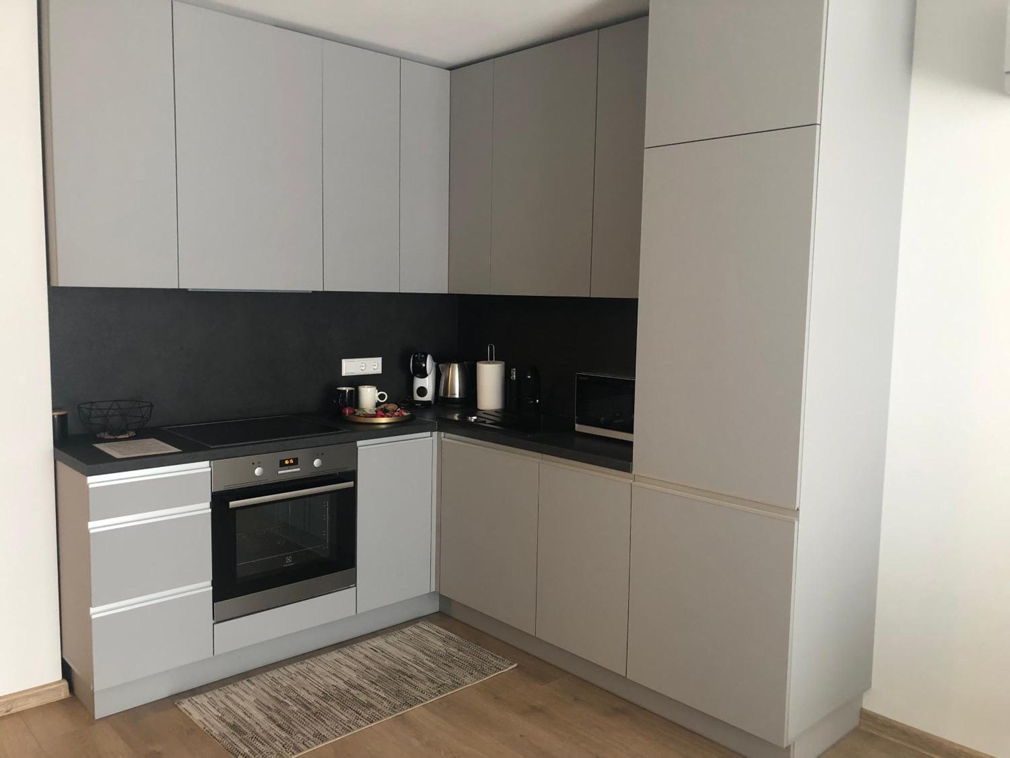 Cosy 1 Bedroom Apartment In The Heart Of Old Town With Parking カウナス エクステリア 写真