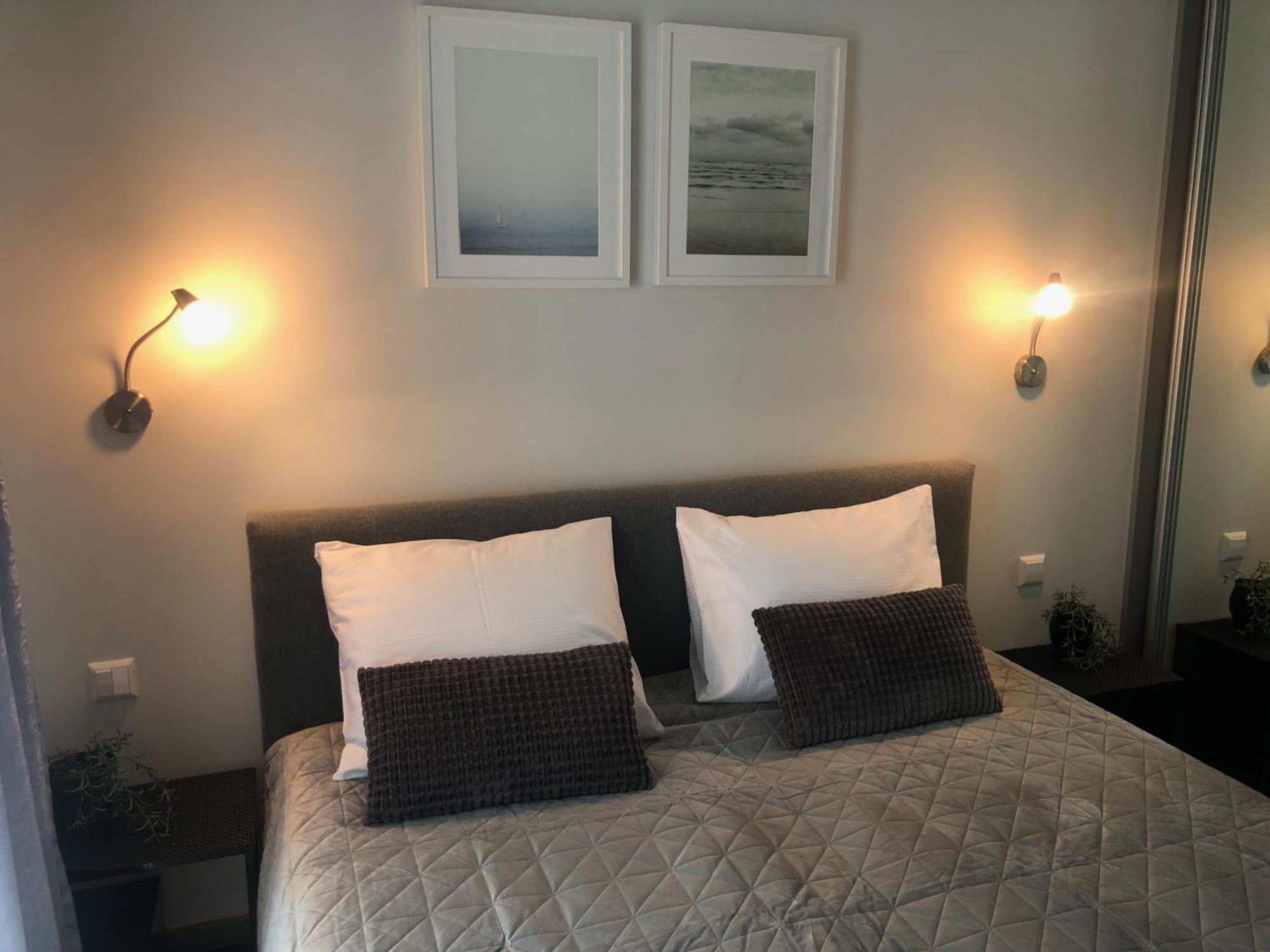 Cosy 1 Bedroom Apartment In The Heart Of Old Town With Parking カウナス エクステリア 写真